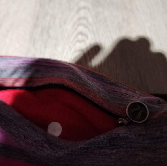 Lululemon crop leggings size 6 - Picture 4 of 5